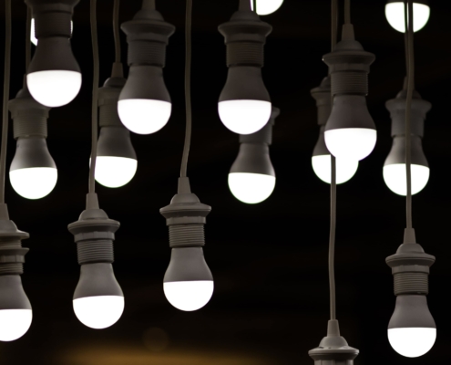 Мигащи LED светлини: често срещани причини и ефективни решения